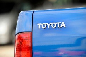 nuevo-toyota-hilux-2-5-d-4d-potencia-pick-up-nipon-12649672415.jpg