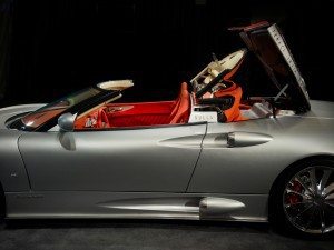 spyker-c8-aileron-spyder-exclusividad-descapotada-12634569387105.jpg