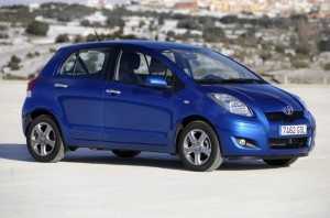 toyota-optimiza-gama-yaris-2010-12635732873.jpg