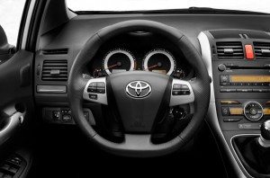 toyota-auris-2010-mejora-dentro-fuera-12664935874-jpg toyota-auris-2010-mejora-dentro-fuera-12664935874.jpg