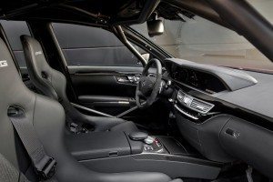 amg-tiene-lista-nueva-joya-v8-biturbo-12688373696-jpg amg-tiene-lista-nueva-joya-v8-biturbo-12688373696.jpg