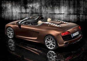 audi-r8-spyder-clasico-futurista-12685873084.jpg