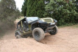 refuerza-tu-jeep-wrangler-just-for-fun-12681396572.jpg