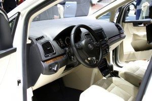 salon-automovil-ginebra-volkswagen-sharan-12675797946-jpg salon-automovil-ginebra-volkswagen-sharan-12675797946.jpg