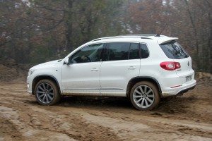 volkswagen-tiguan-r-line-12687343626.jpg