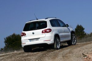 volkswagen-tiguan-r-line-12687348205.jpg