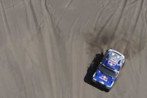 volkswagen-aguarda-dakar-2011-todavia-duro-12725565096.jpg