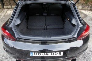 volkswagen-scirocco-r-contra-mazda-3-mps-12712442981-jpg volkswagen-scirocco-r-contra-mazda-3-mps-12712442981.jpg