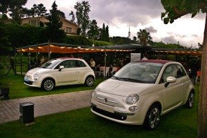 gran-expectacion-llegada-fiat-500c-barcelona-12738213082-jpg gran-expectacion-llegada-fiat-500c-barcelona-12738213082.jpg