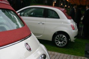 gran-expectacion-llegada-fiat-500c-barcelona-12738213095-jpg gran-expectacion-llegada-fiat-500c-barcelona-12738213095.jpg