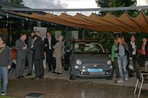 gran-expectacion-llegada-fiat-500c-barcelona-12738213119-jpg gran-expectacion-llegada-fiat-500c-barcelona-12738213119.jpg