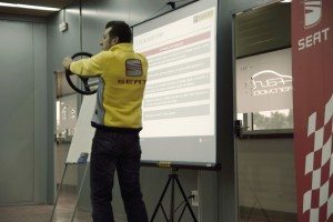 seat-regala-cursos-conduccion-deportiva-12734906385.jpg