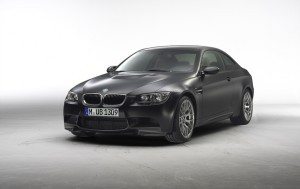 video-bmw-m3-vs-bmw-s1000-rr-12735658672.jpg