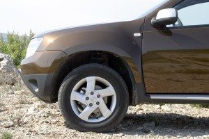 dacia-duster-12802180246.jpg