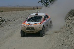 nani-roma-dispuesto-saltar-mitsubishi-dakar-12803023881.jpg