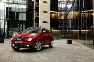 nissan-juke-pequeno-muy-macho-12792952666.jpg