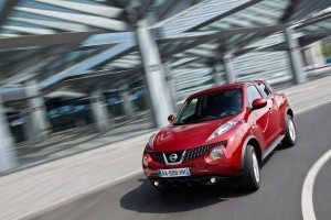 nissan-juke-pequeno-muy-macho-127929526811.jpg