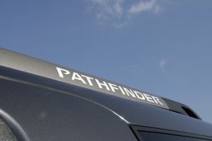 nissan-pathfinder-12786142456.jpg