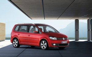 volkswagen-abre-espacio-nuevo-touran-12804246556.jpg