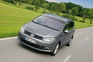 volkswagen-sharan-presenta-sus-nuevos-argumentos-12785989013-jpg volkswagen-sharan-presenta-sus-nuevos-argumentos-12785989013.jpg
