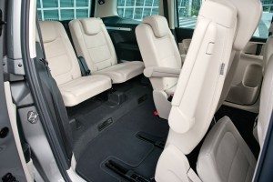 volkswagen-sharan-presenta-sus-nuevos-argumentos-127859890413-jpg volkswagen-sharan-presenta-sus-nuevos-argumentos-127859890413.jpg