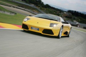lamborghini-cuatro-puertas-12816015405-jpg lamborghini-cuatro-puertas-12816015405.jpg