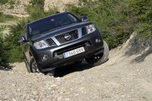 nissan-pathfinder-12786697696.jpg