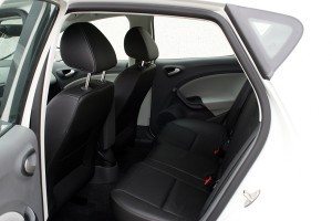 seat-ibiza-1-6-tdi-sport-contra-peugeot-207-1-6-hdi-sport-12826717207.jpg