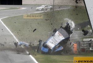 dtm-brutal-accidente-alexandre-premat-adria-12885434321.jpg