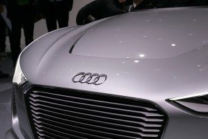 salon-automovil-paris-audi-e-tron-spyder-12861203793.jpg