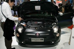 salon-automovil-paris-fiat-500-blackjack-12864520096.jpg