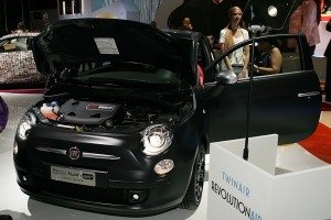 salon-automovil-paris-fiat-500-blackjack-12864520107.jpg