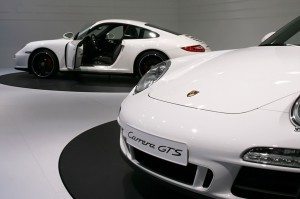 salon-automovil-paris-porsche-911-gts-12870802884.jpg