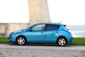 nissan-leaf-coche-ano-europa-2011-12910443783.jpg