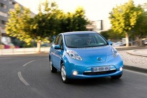 nissan-leaf-coche-ano-europa-2011-12910443796.jpg