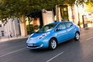nissan-leaf-coche-ano-europa-2011-12910443797.jpg