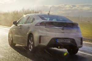 opel-anuncia-precio-electrico-ampera-12894876933.jpg