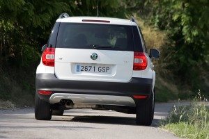 skoda-yeti-2-0-tdi-110-12893326047.jpg