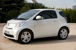 toyota-iq-2011-renovacion-nipon-canijo-12887026713.jpg