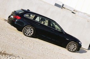 bmw-535i-touring-corre-papa-12922671576.jpg