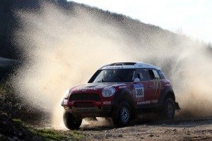 mini-all4-racing-preparado-dar-salto-al-dakar-2011-12924309495.jpg