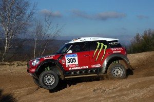 mini-all4-racing-preparado-dar-salto-al-dakar-2011-12924309506.jpg