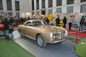 salon-auto-retro-2010-abre-sus-puertas-129148394024.jpg