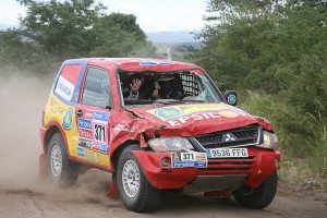 dakar-2011-etapa-1-peterhansel-intenta-seguir-estela-sainz-129408800512-jpg dakar-2011-etapa-1-peterhansel-intenta-seguir-estela-sainz-129408800512.jpg