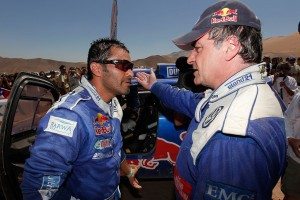 dakar-2011-etapa-9-nasser-al-attiyah-aguanta-envites-carlos-sainz-12947864984.jpg
