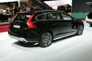volvo-v60-plug-in-hybrid-12961376457.jpg