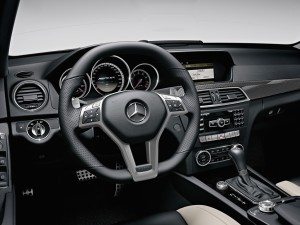 c-63-amg-se-suma-familia-nuevo-mercedes-benz-clase-c-12967498535.jpg