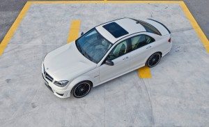 c-63-amg-se-suma-familia-nuevo-mercedes-benz-clase-c-129674986125.jpg