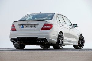 c-63-amg-se-suma-familia-nuevo-mercedes-benz-clase-c-129674986329.jpg