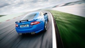 nuevo-jaguar-xkr-s-potente-historia-12985418163.jpg